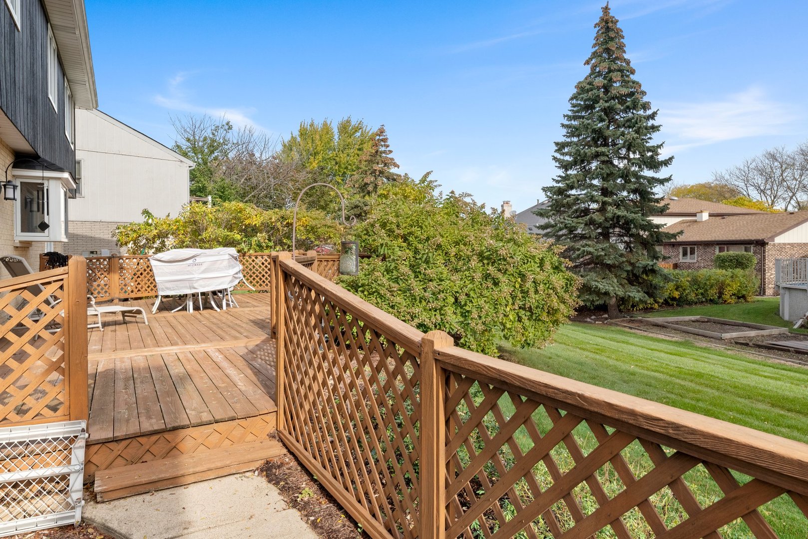 1133 Old Fence Road Addison, IL 60101 - Photo 24 of 29 a view of a chairs and table on the balcony