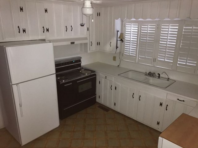 11920 Suttontown Road Faison, NC 28341 - Photo 3 of 21 KITCHEN