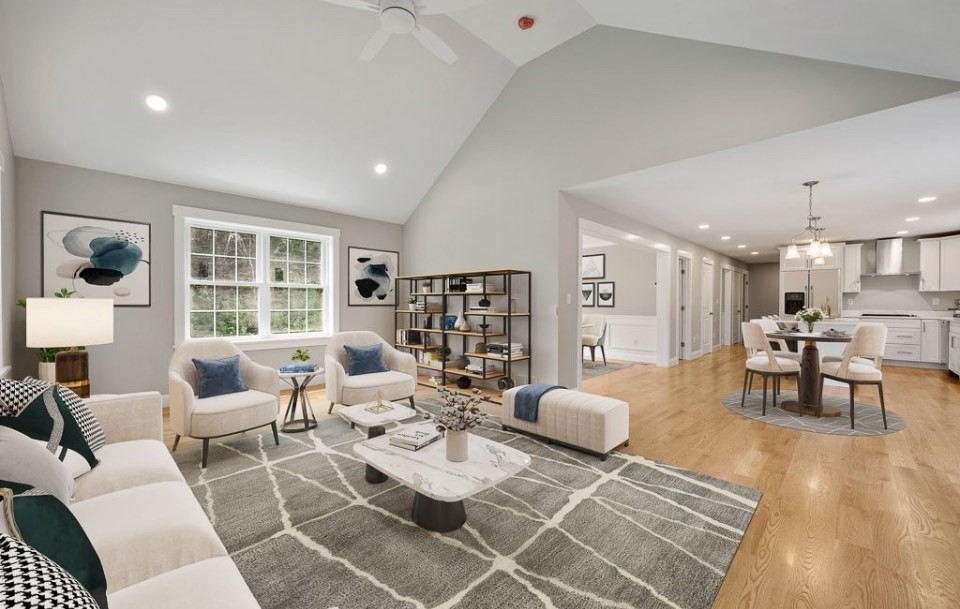 127 Turner Farm Road Uxbridge, MA 01569 - Photo 2 of 17 Gallery Image 2