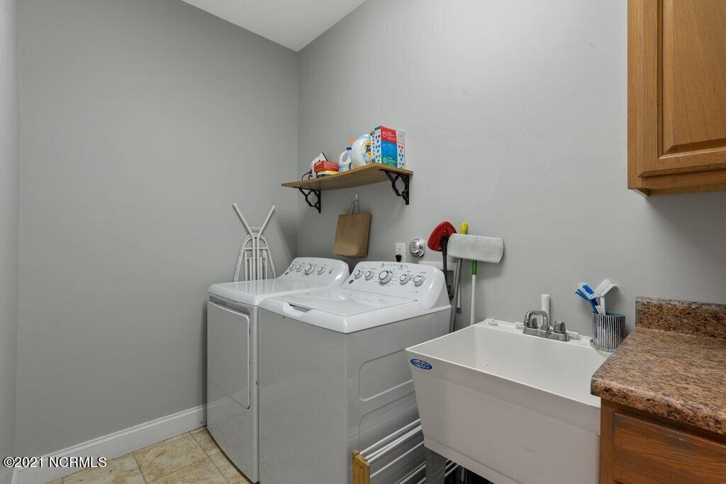 202 Whimbrel Way Hampstead, NC 28443 - Photo 21 of 48 DSC07507.jpg-SMALL