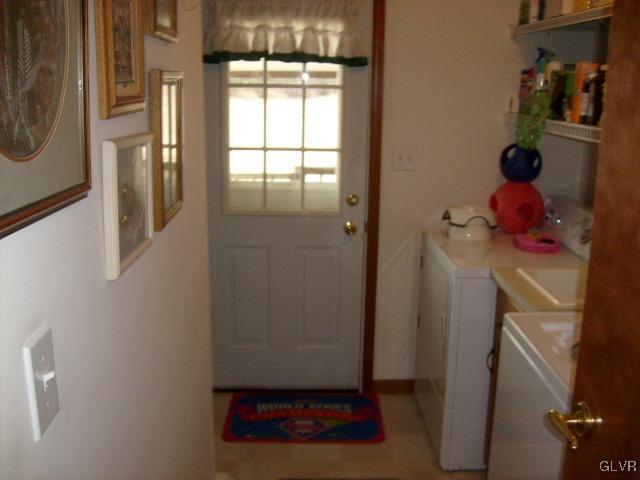 2049 Municipal Road Lehighton, PA 18235 - Photo 7 of 16 Gallery Image 7