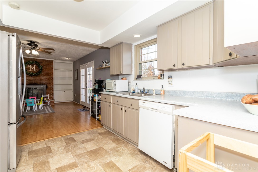 3313 Northfield Road Clayton, OH 45415 - Photo 11 of 34