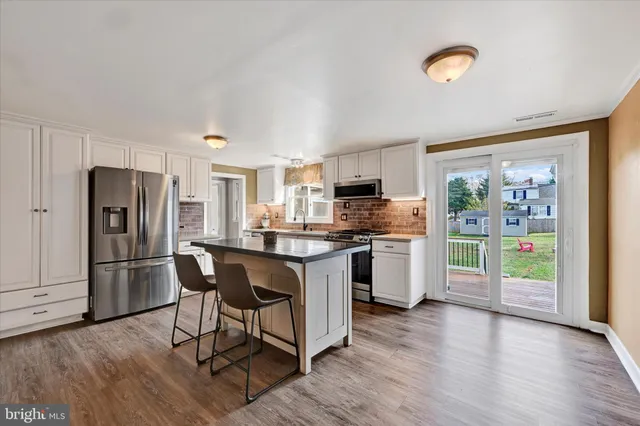 $475,000 | 9 Othoridge Road, Lutherville-Timonium, MD 21093