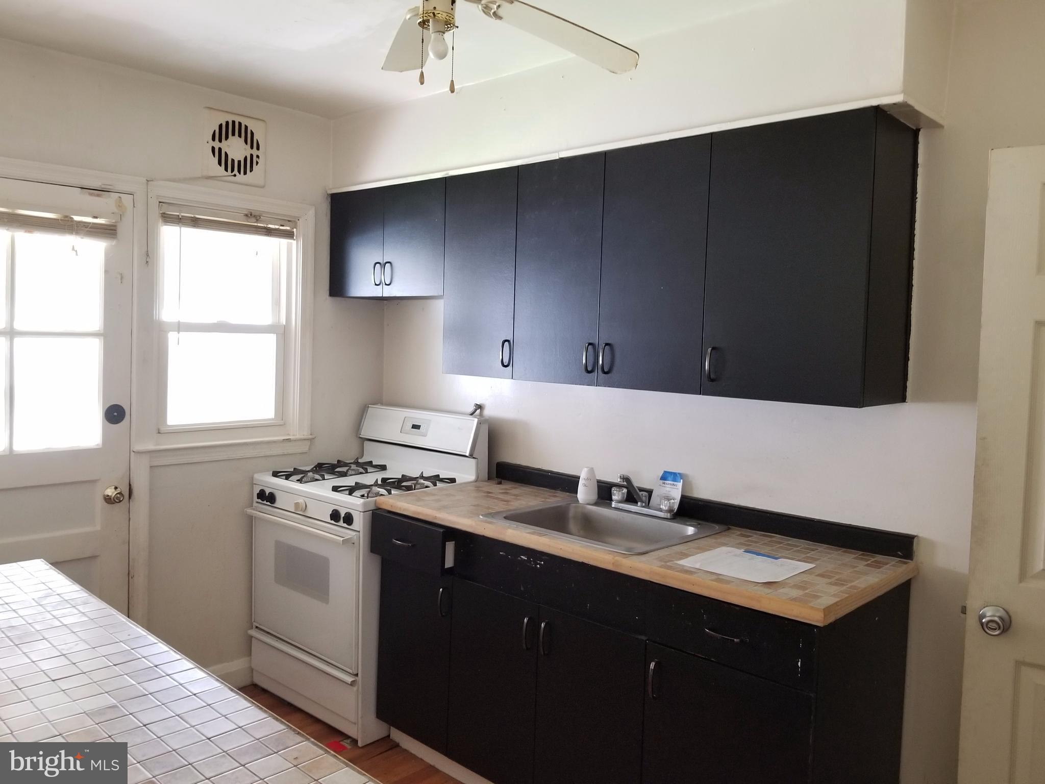 2121 Coralthorn Road Baltimore, MD 21220 - Photo 9 of 23 Kitchen