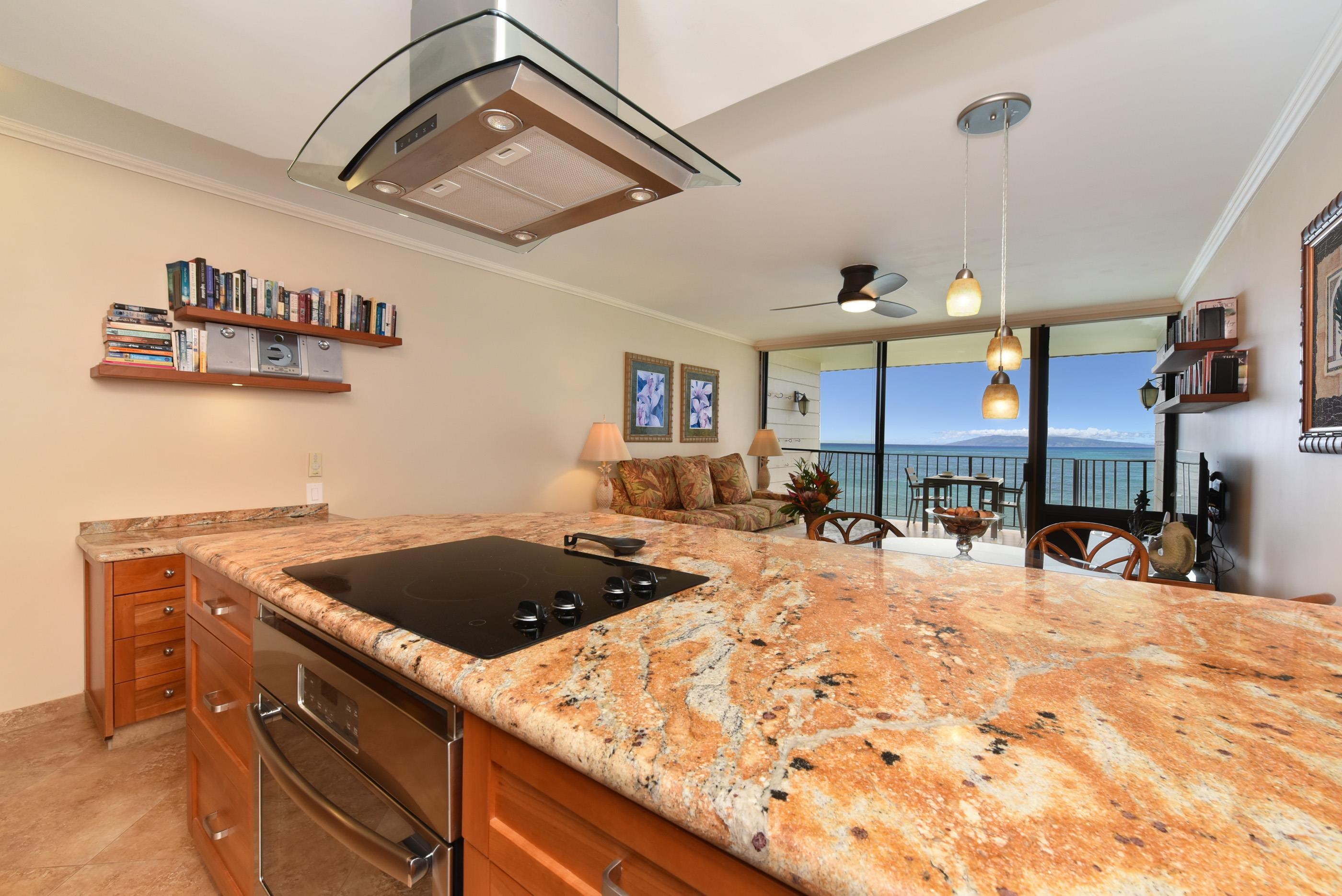 4471 Lower Honoapiilani Road, Unit 421 Lahaina, HI 96761 - Photo 15 of 30 Gallery Image 15