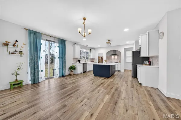 $775,000 | 209 Haver Hill Drive, Lake St. Louis, MO 63367