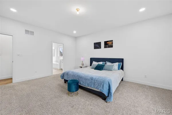 $775,000 | 209 Haver Hill Drive, Lake St. Louis, MO 63367