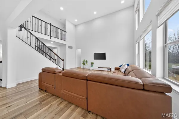 $775,000 | 209 Haver Hill Drive, Lake St. Louis, MO 63367