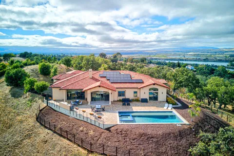 $6,799,000 | 5 Winding Oaks Drive, Pleasanton, CA 94566