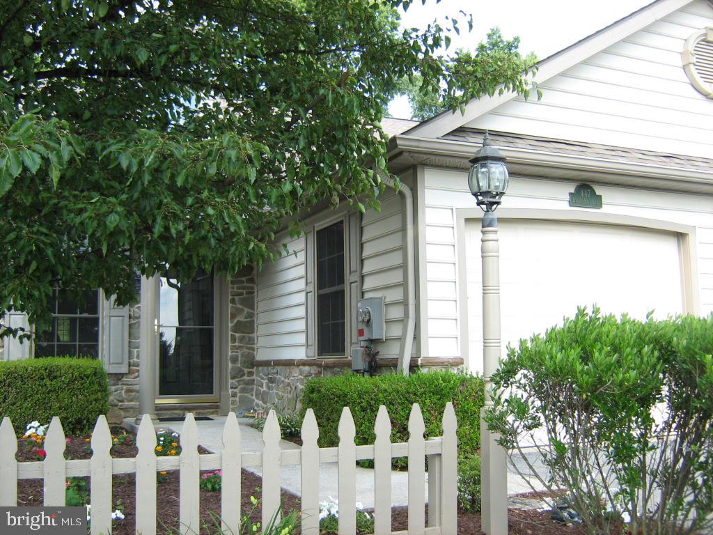 447 Rabbit Hill Lane Lancaster, PA 17603 - Photo 2 of 32 Gallery Image 2