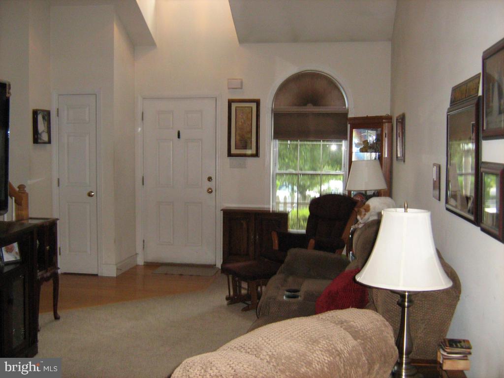 447 Rabbit Hill Lane Lancaster, PA 17603 - Photo 4 of 32 Gallery Image 4