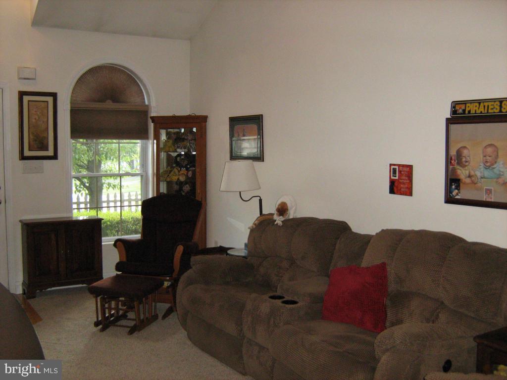 447 Rabbit Hill Lane Lancaster, PA 17603 - Photo 5 of 32 Gallery Image 5