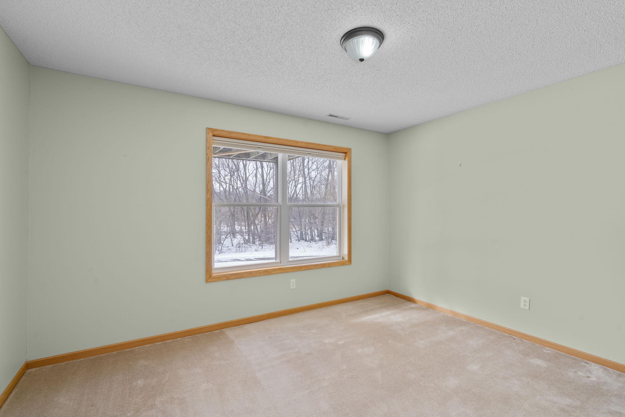 8042 Autumn Ridge Way Chanhassen, MN 55317 - Photo 22 of 28