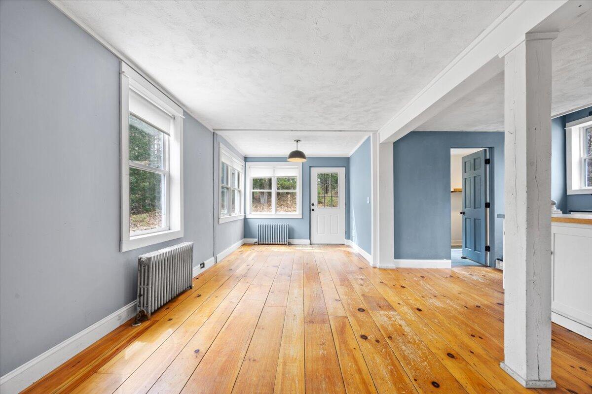 80 Skillin Road Cumberland, ME 04021 - Photo 3 of 37 Living Room