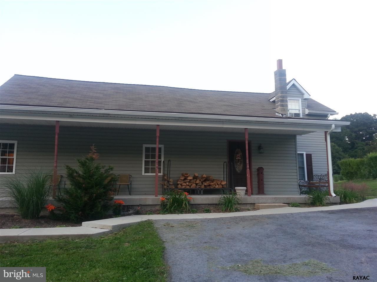 8601 Orchard Road Spring Grove, PA 17362 - Photo 2 of 28