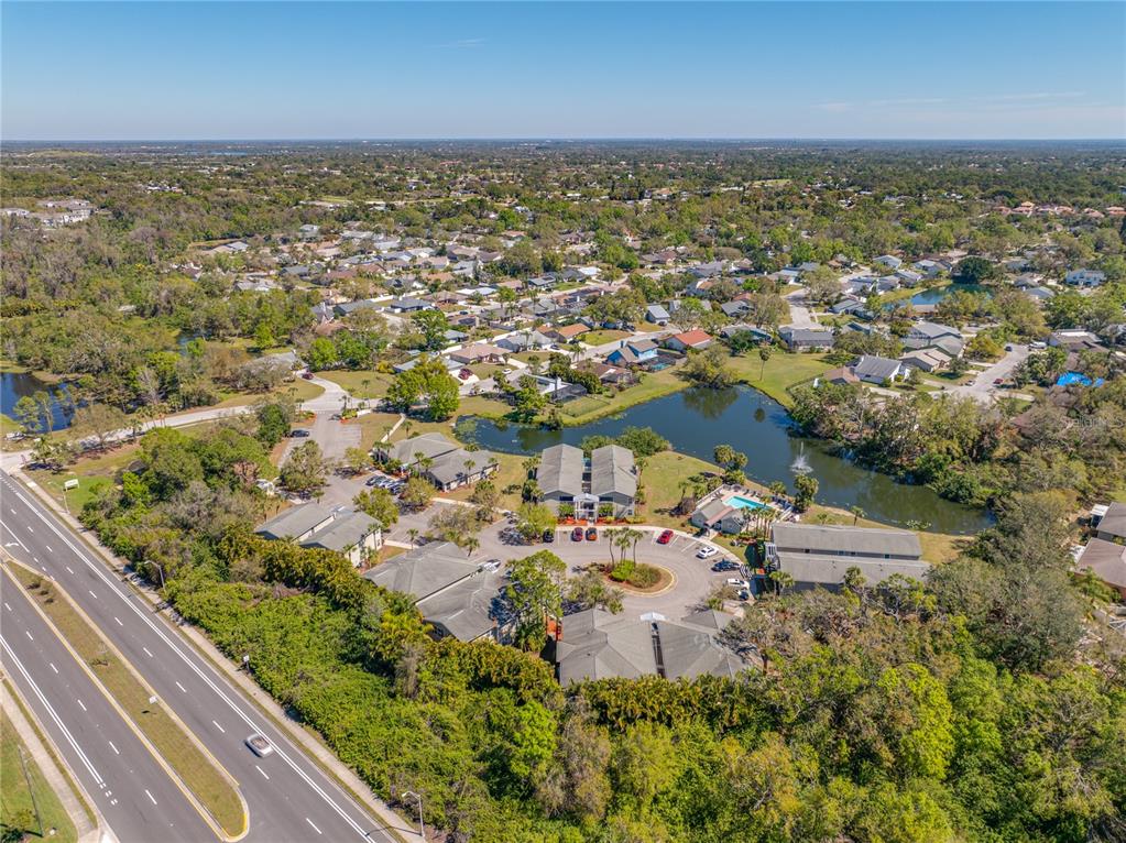 8122 45th Court East, Unit 3 Sarasota, FL 34243 - Photo 9 of 15