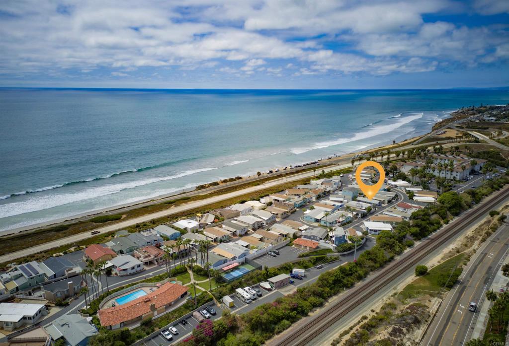 6503 Friendly Carlsbad, CA 92011 - Photo 2 of 31 Gallery Image 2