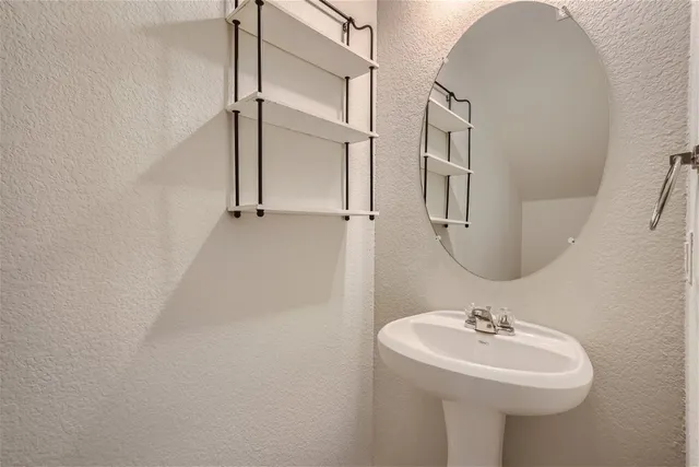 $1,900 | 232 Brady Creek Way, Leander, TX 78641