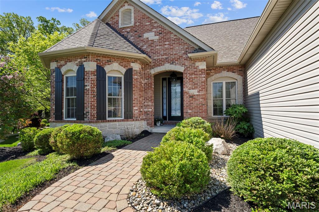 1070 Bridleridge Crossing Spur High Ridge, MO 63049 - Photo 7 of 37 Gallery Image 7