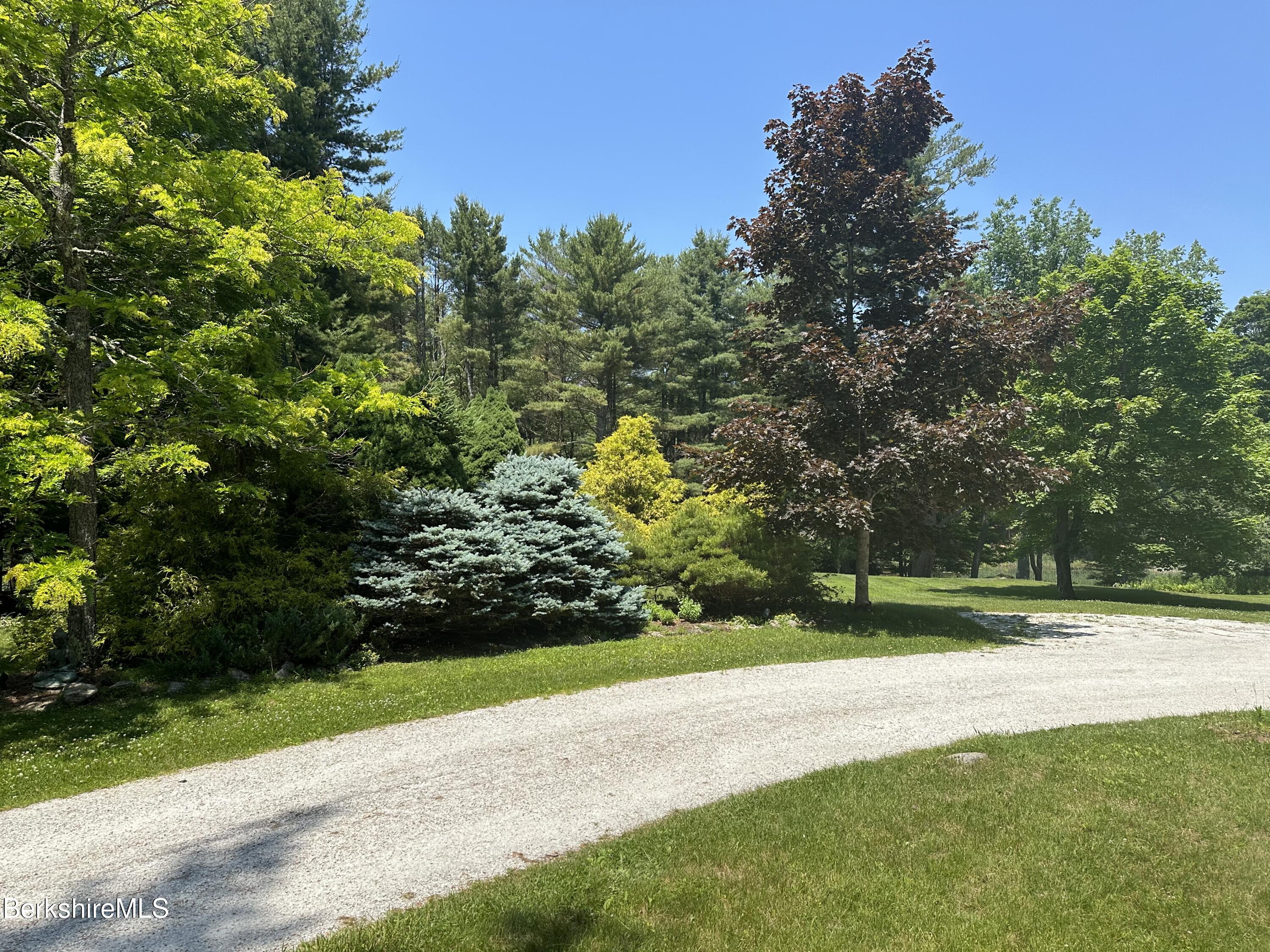 17 Cronk Road Monterey, MA 01245 - Photo 55 of 56 DRIVEWAY