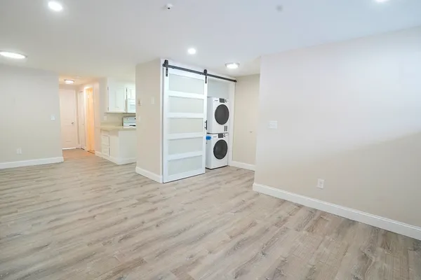 $2,100 | 55 Presidential Drive, Unit 2, Quincy, MA 02169
