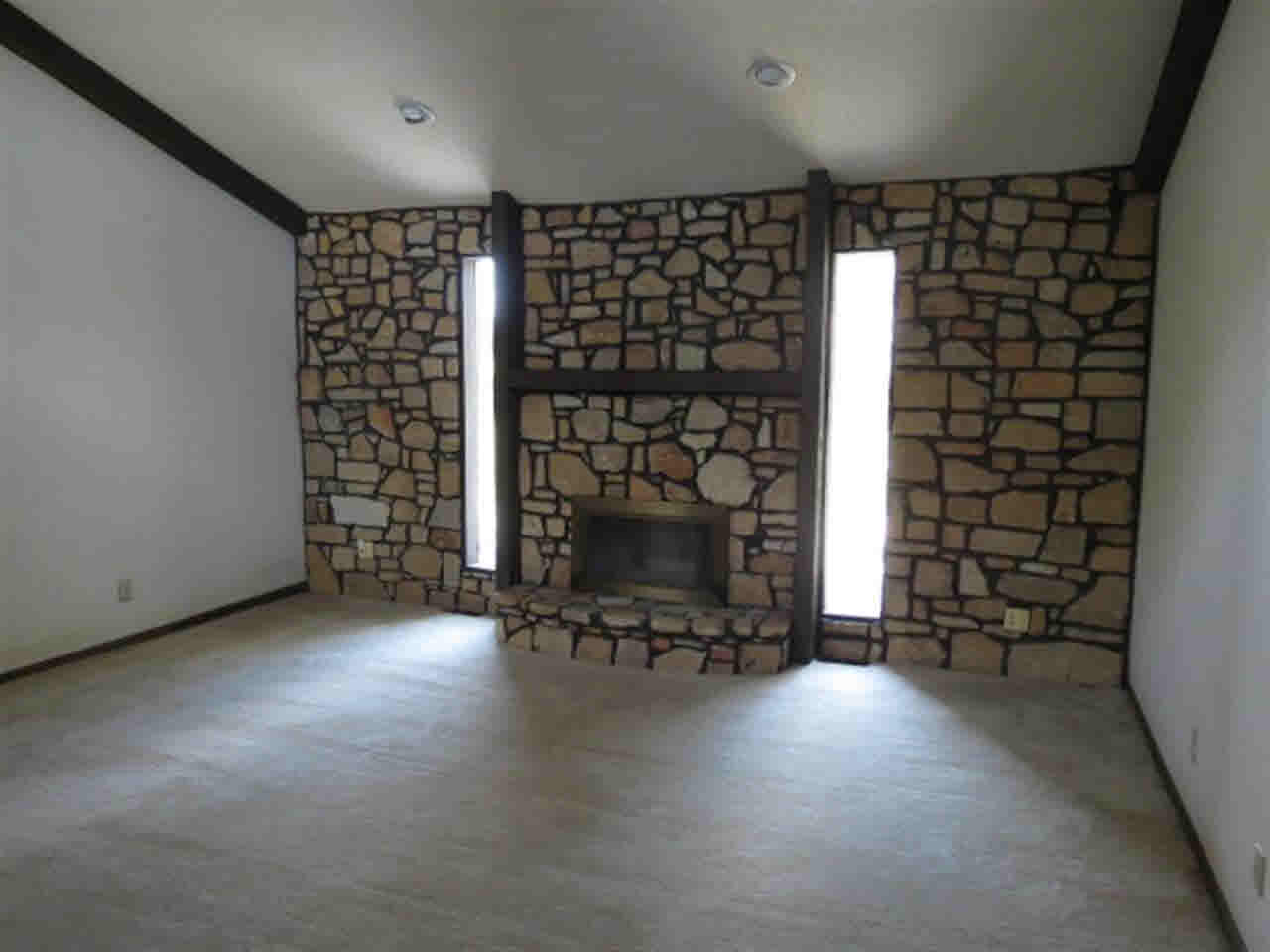 5309 North Moore Road Muncie, IN 47304 - Photo 4 of 17