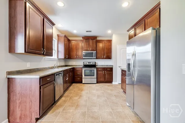 $374,900 | 34 Crystal Lake Drive, Port Wentworth, GA 31407