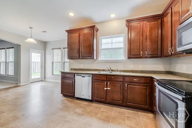 $374,900 | 34 Crystal Lake Drive, Port Wentworth, GA 31407