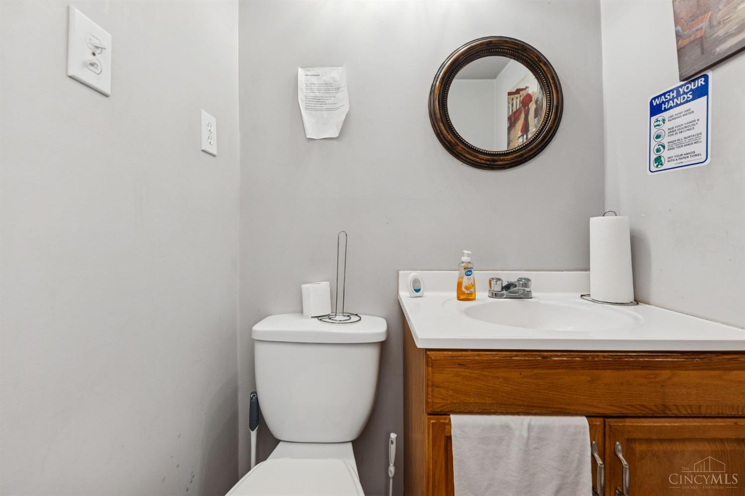 4711 Foley Road Cincinnati, OH 45238 - Photo 8 of 15