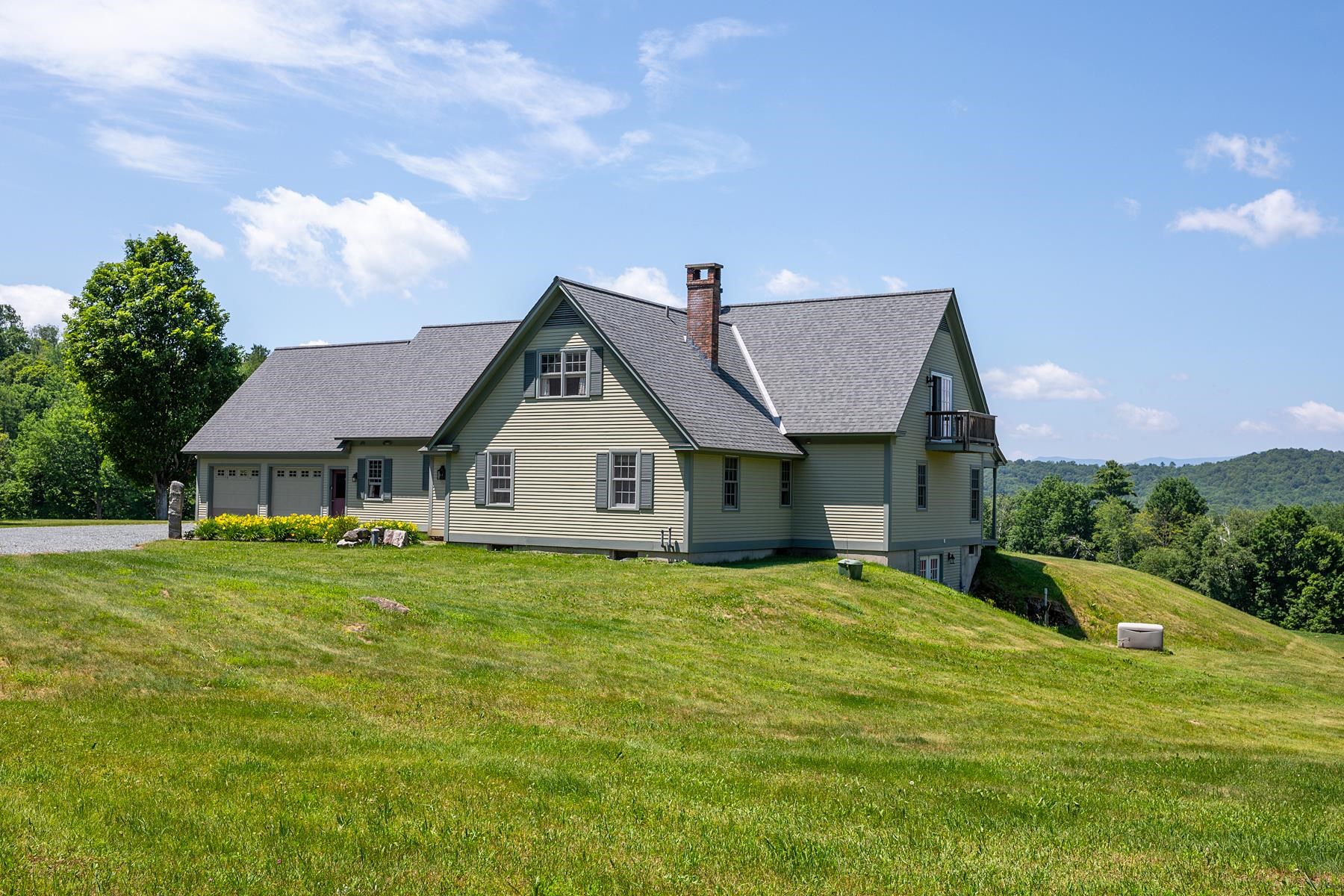 915 Peterkin Hill Road Woodstock, VT 05091 - Photo 9 of 58