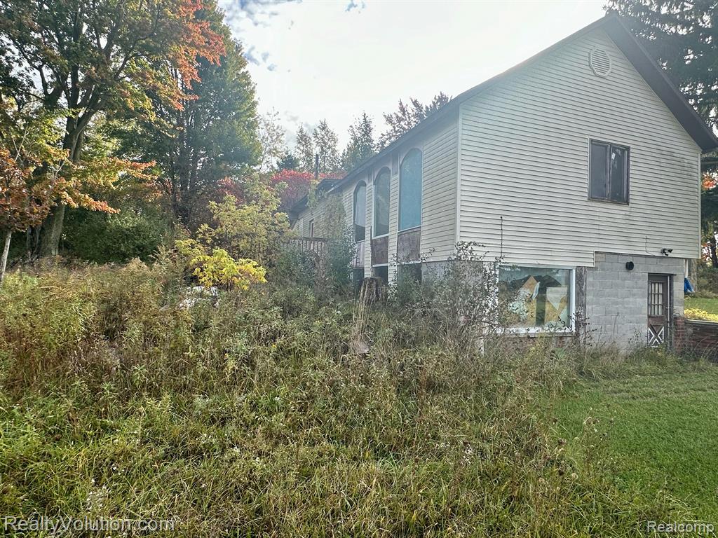 5436 Reynolds Road Marlette, MI 48453 - Photo 3 of 9