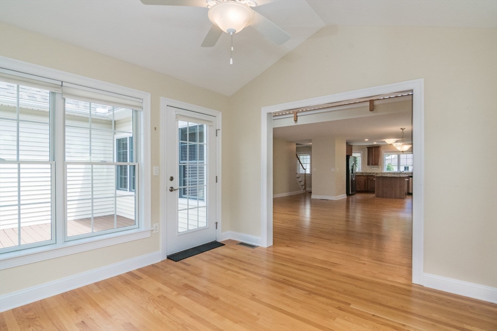 20 Bridge Road, Unit 33 Northampton, MA 01062 - Photo 17 of 38