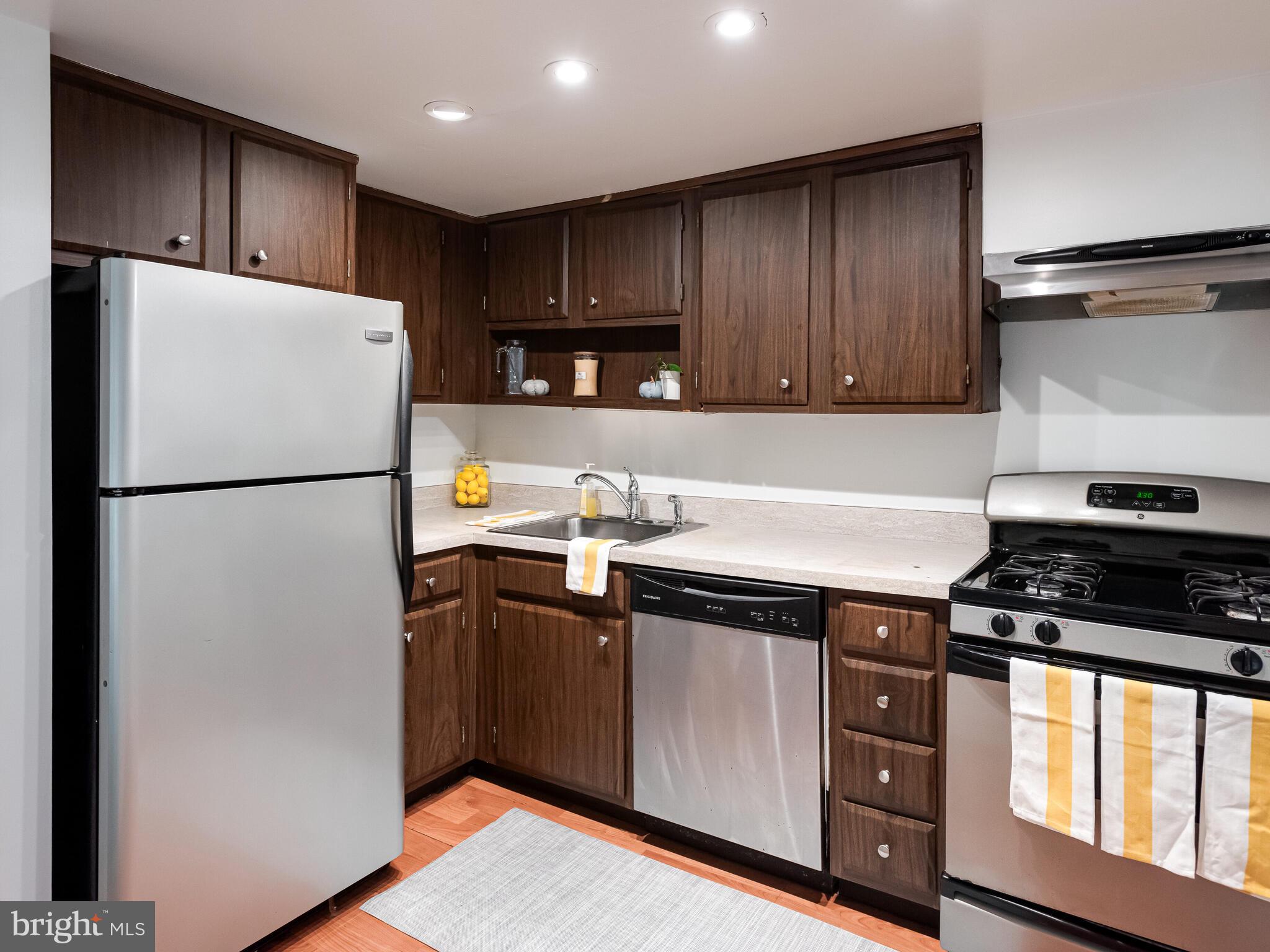 93 Old Forge Crossing, Unit 93 Devon, PA 19333 - Photo 13 of 34