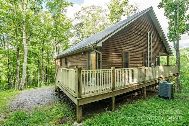 $419,000 | 70 Double Back Lane, Mars Hill, NC 28754