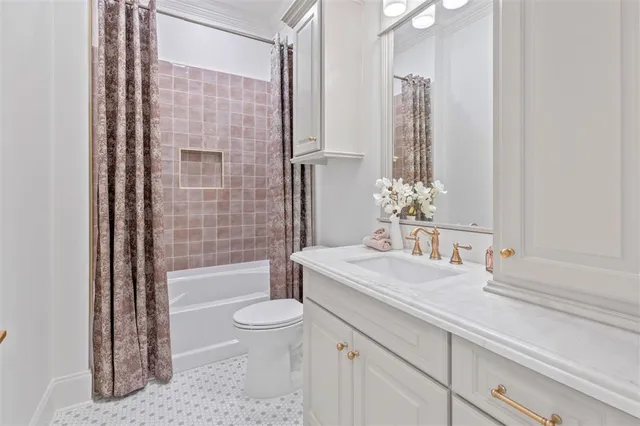 $699,500 | 5838 Fire Willow Drive, Lake Charles, LA 70605