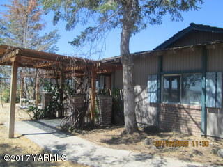 806 Ghormley Road Yakima, WA 98908 - Photo 11 of 15 a front view of a house