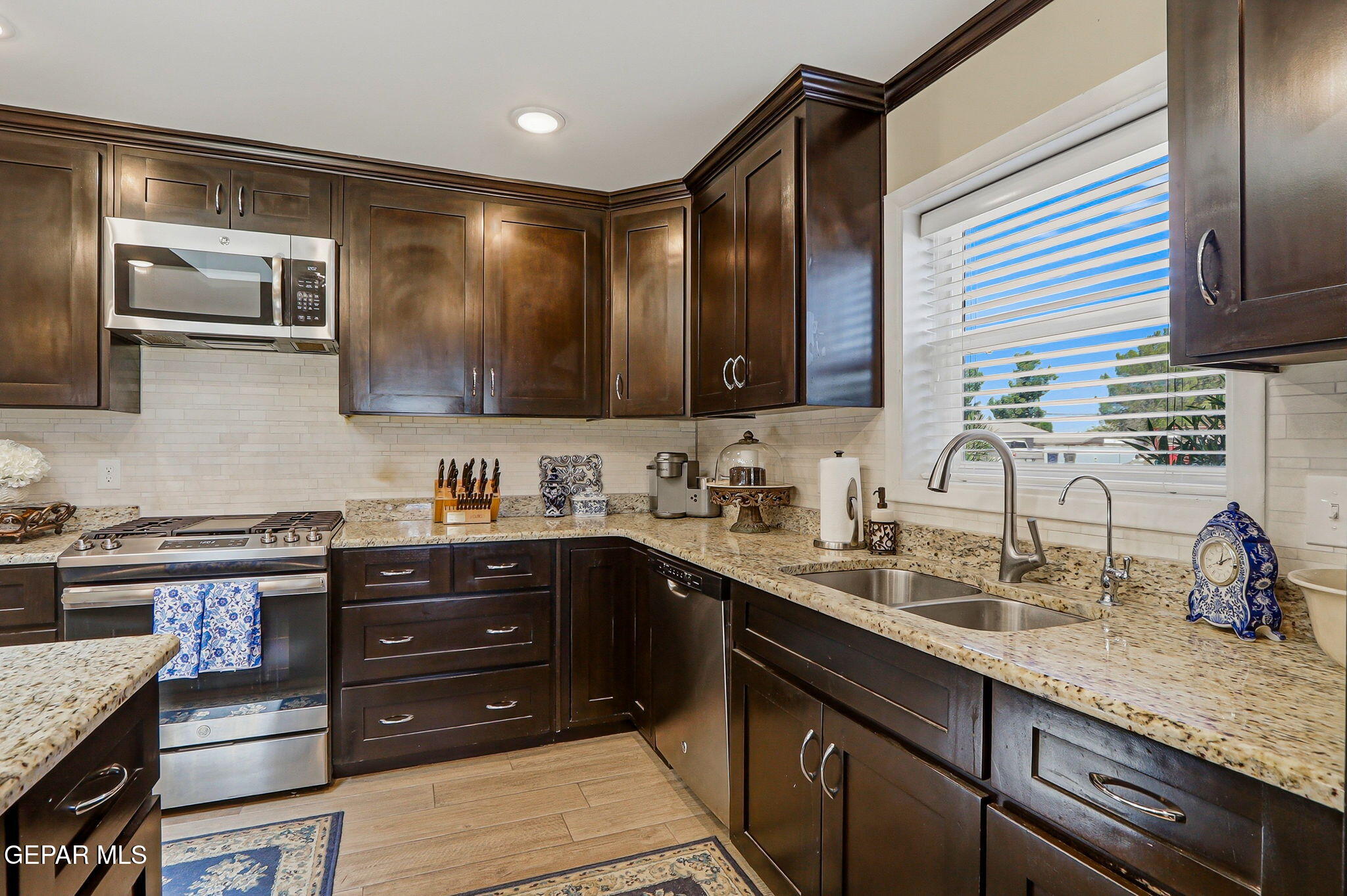 5425 Rockwood Road El Paso, TX 79932 - Photo 10 of 58 8-web-or-mls-IMG_7395