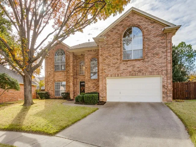 $550,000 | 2704 River Forest Court, Bedford, TX 76021