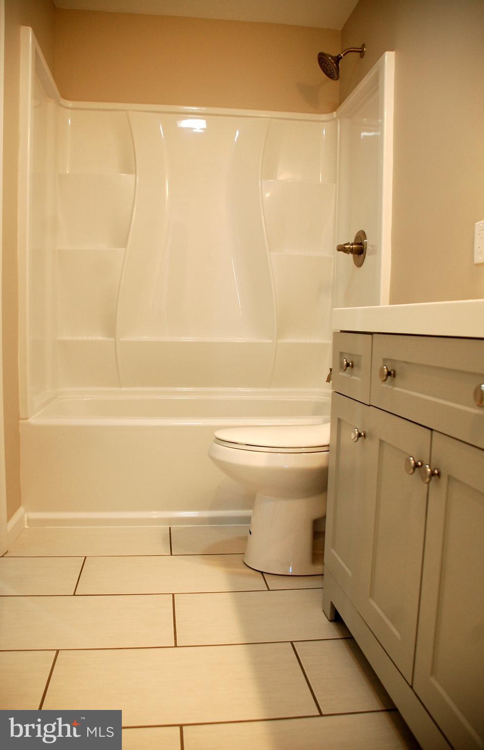 8861 Georgetown Road Chestertown, MD 21620 - Photo 14 of 23 Hall Full Bath