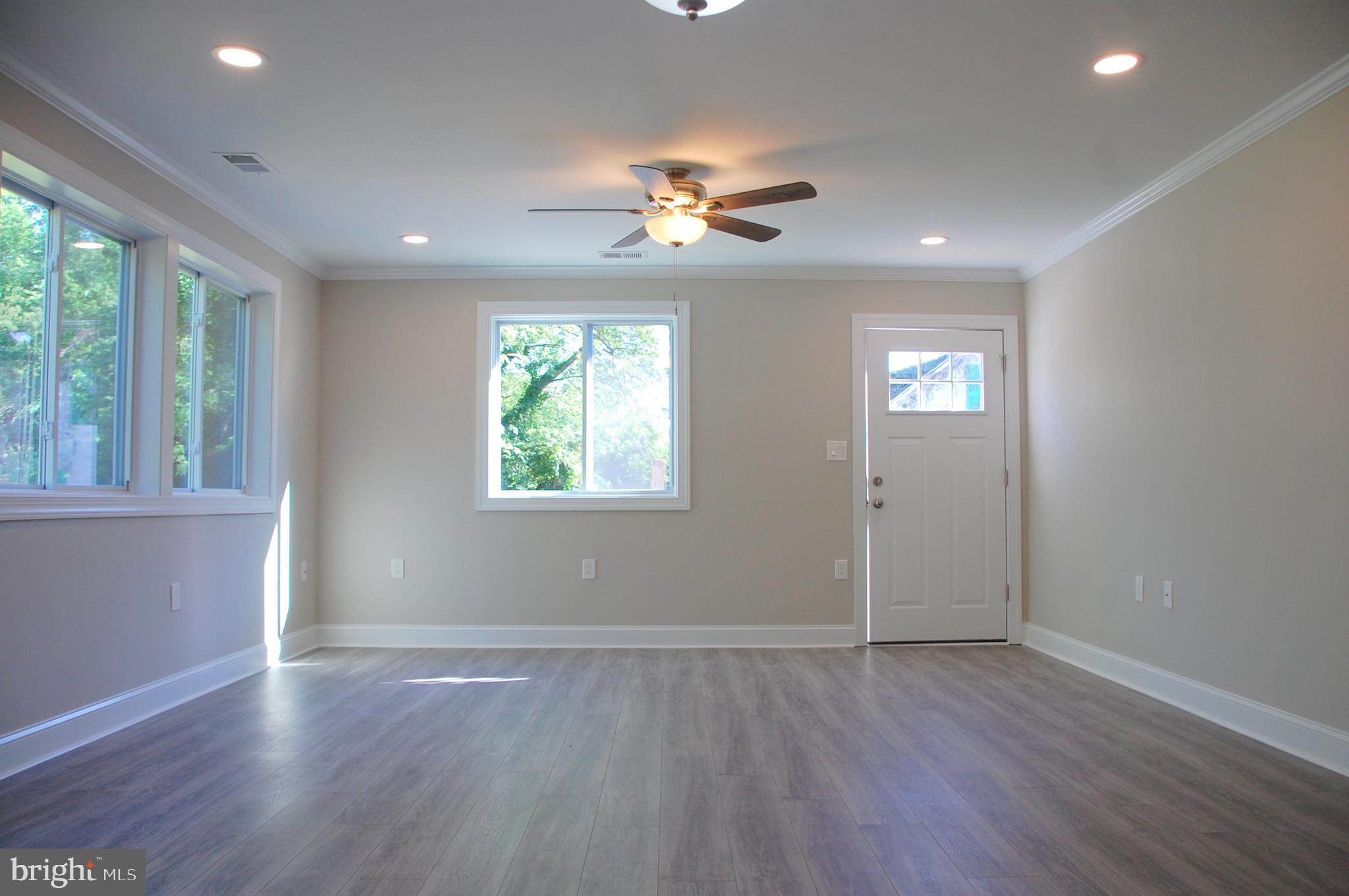 8861 Georgetown Road Chestertown, MD 21620 - Photo 7 of 23 Living Room