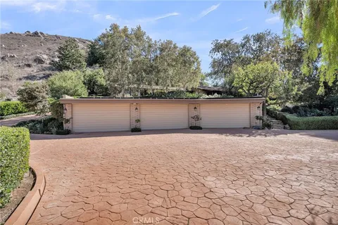 $2,999,900 | 6146 Hawarden Drive, Riverside, CA 92506