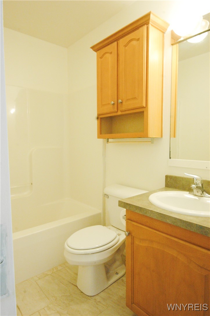 70 Church Street Le Roy, NY 14482 - Photo 14 of 18