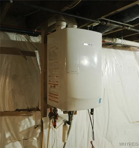 $199,900 | 70 Church Street, Le Roy, NY 14482