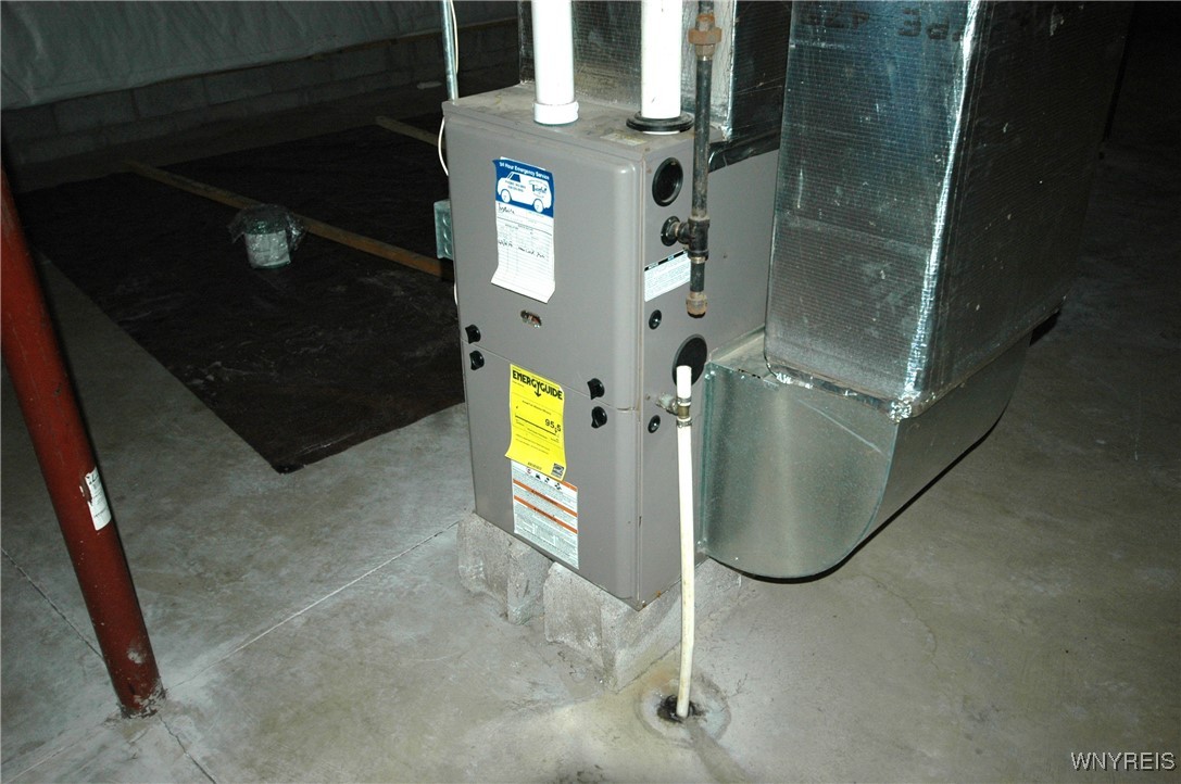 70 Church Street Le Roy, NY 14482 - Photo 18 of 18