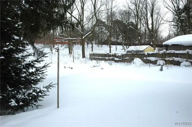 $199,900 | 70 Church Street, Le Roy, NY 14482