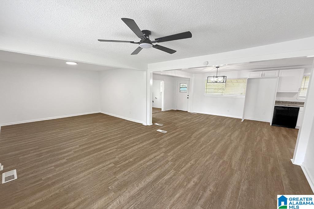 45 Darryl Street Jemison, AL 35085 - Photo 7 of 35