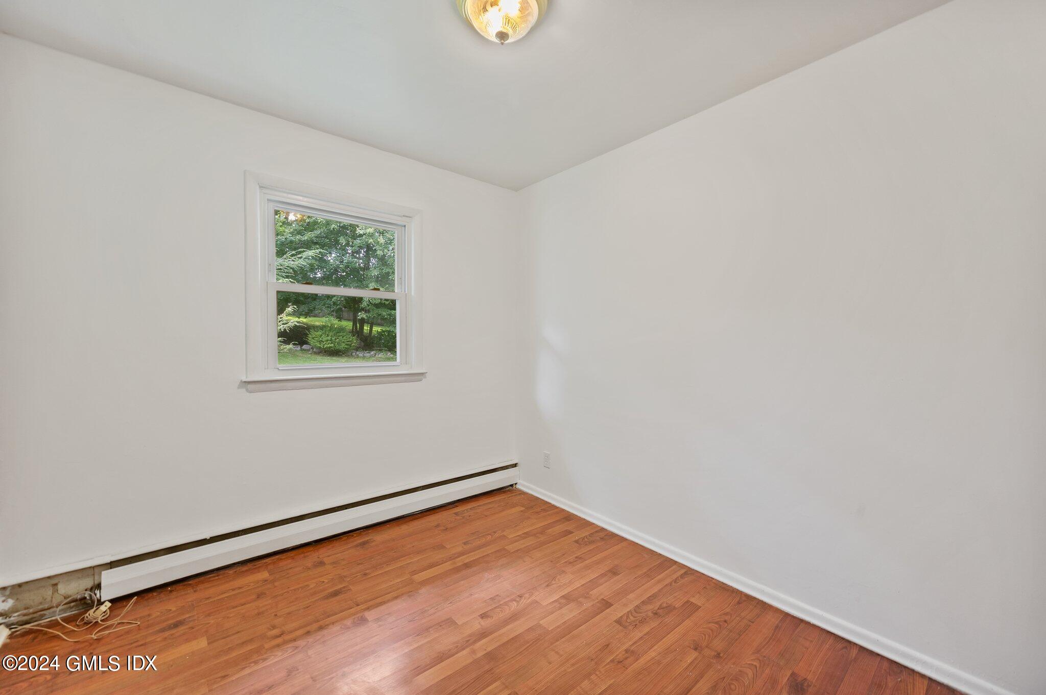 25 Mary Lane Riverside, CT 06878 - Photo 12 of 18 11 - 25 Mary Lane