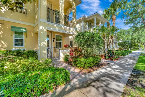 $714,900 | 216 Barcelona Drive, Jupiter, FL 33458