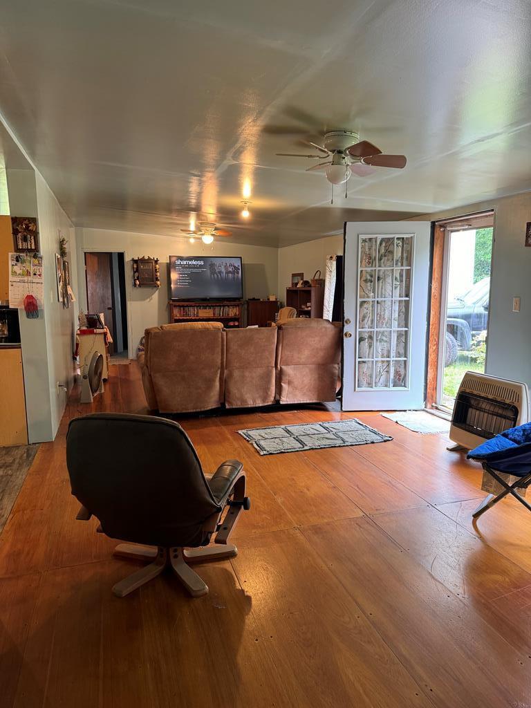 2561 Debord Road Chillicothe, OH 45601 - Photo 2 of 17 Living Room