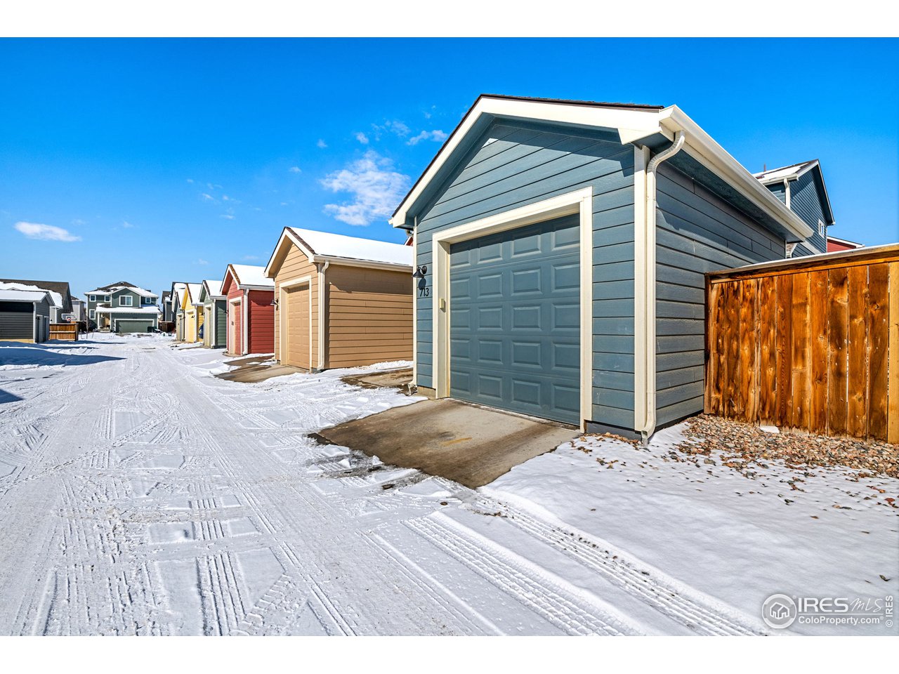 713 Country Rd Trail Berthoud, CO 80513 - Photo 22 of 27 1-car garage in back with alley access